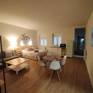 Sweet Mercaderes Apartment